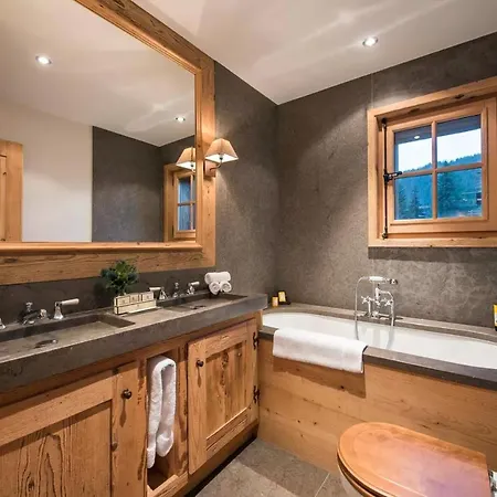 3 Bedroom Chalet Steern Holiday home